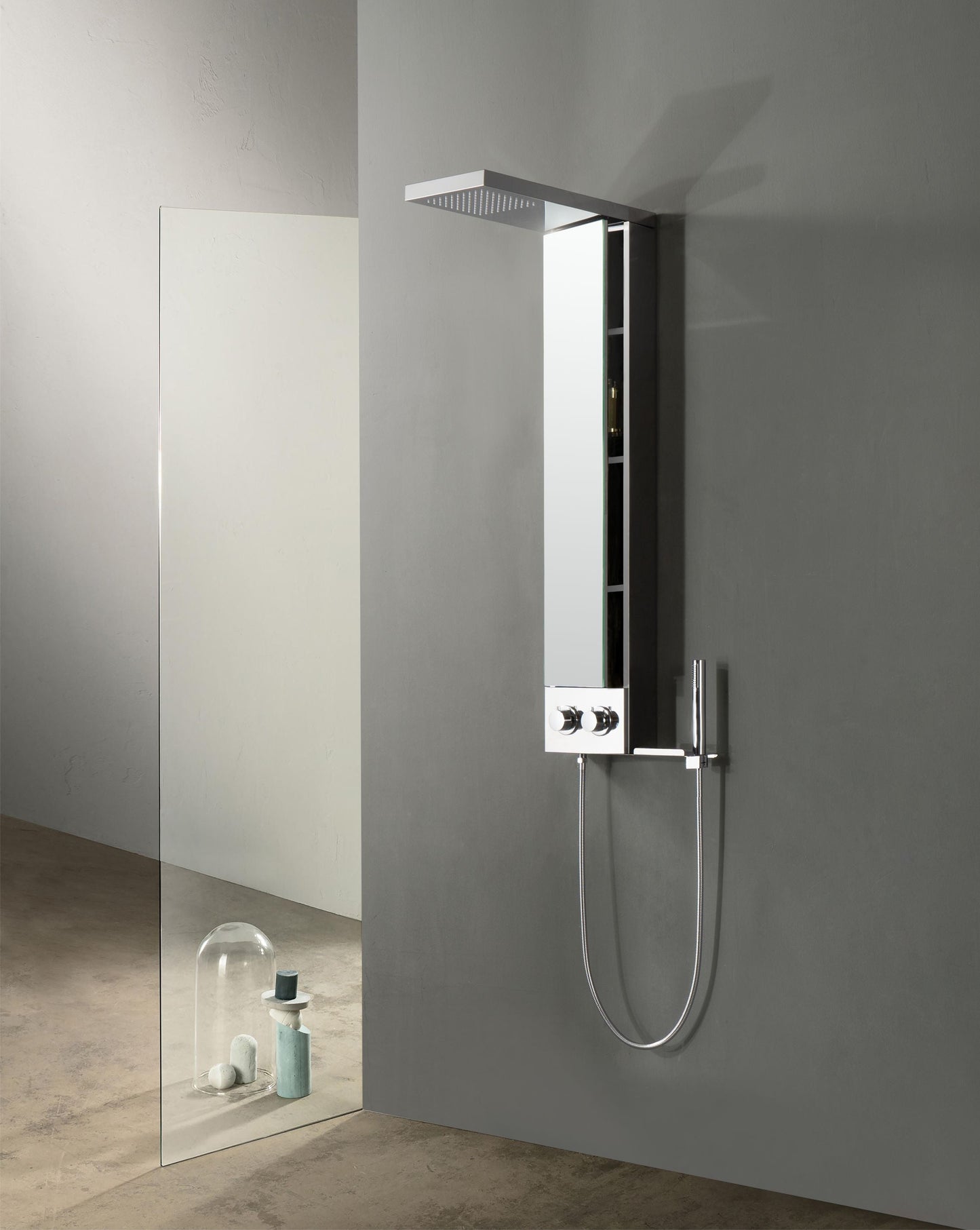 Duschpaneel Shiny Minimal – Minimalistisches und elegantes Design