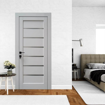 Ușă interior Mira alba cu sticla mata-model modern cu toc reglabil, complet echipată www.CasaDeco.ro