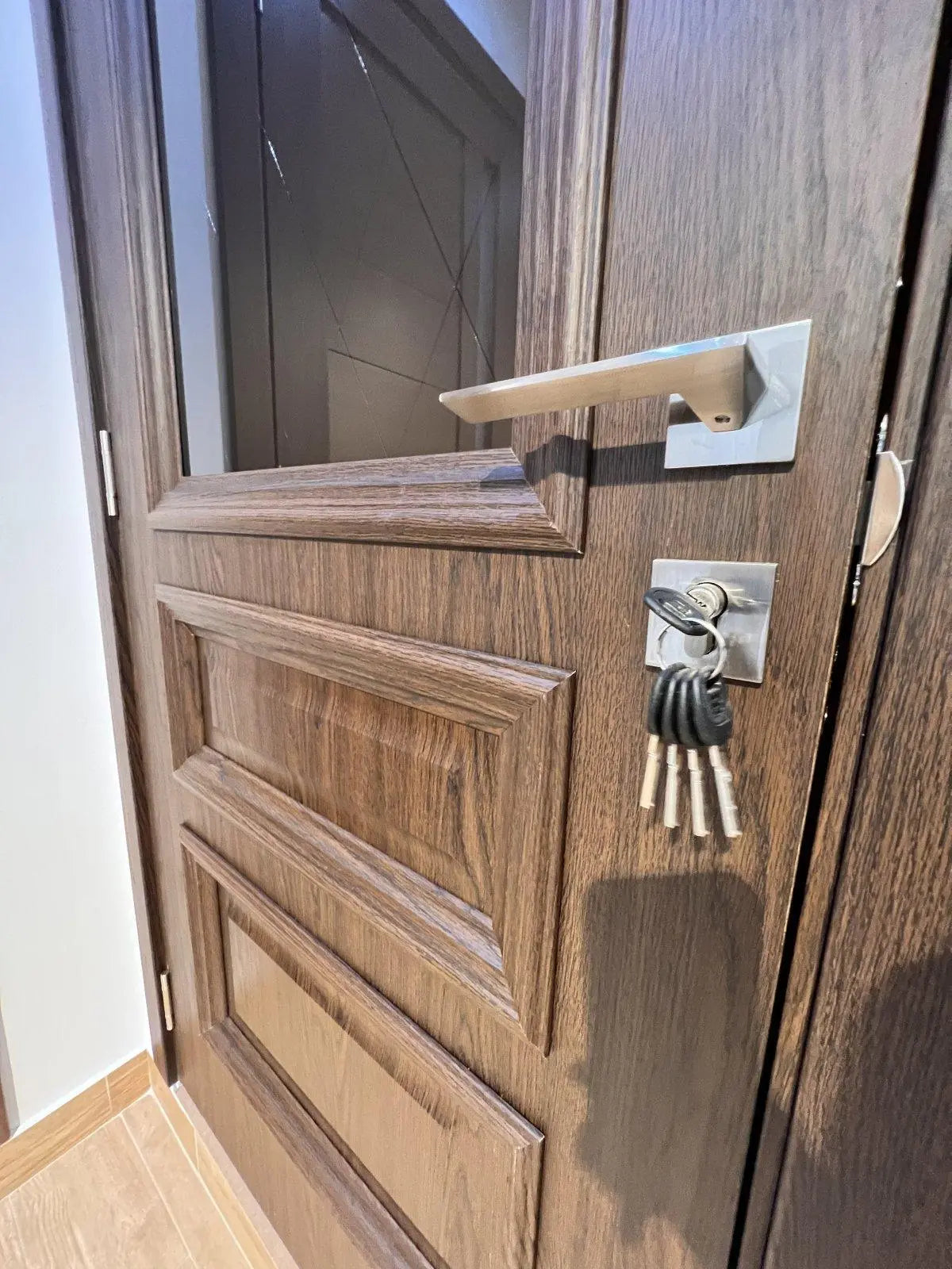 Ușă interior San Marco European Chestnut – decor premium cu textură de lemn Omis
