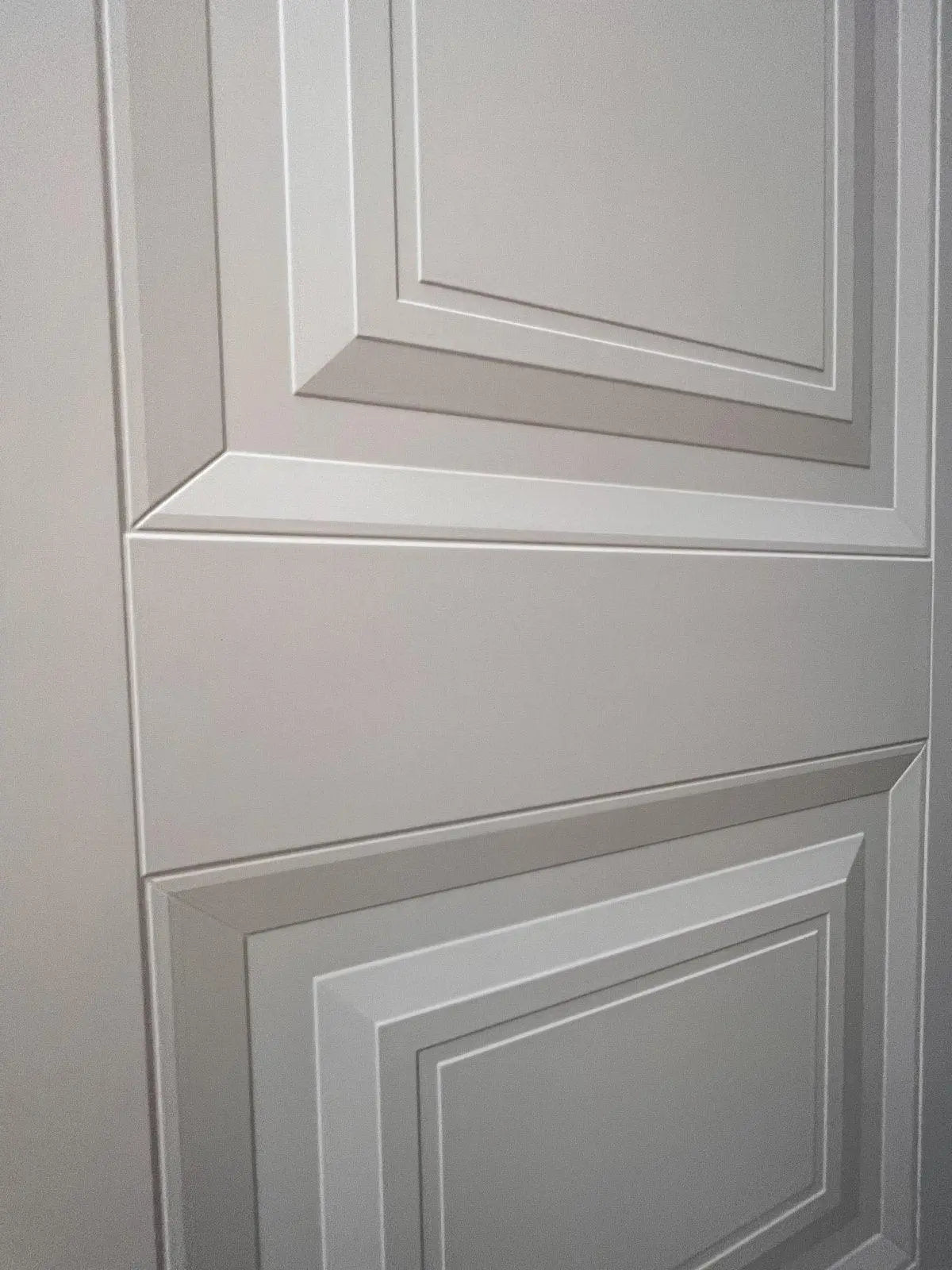 Ușă de interior Smart 2 Magnolia cu toc reglabil – design elegant, complet echipată, livrare rapidă Rezult